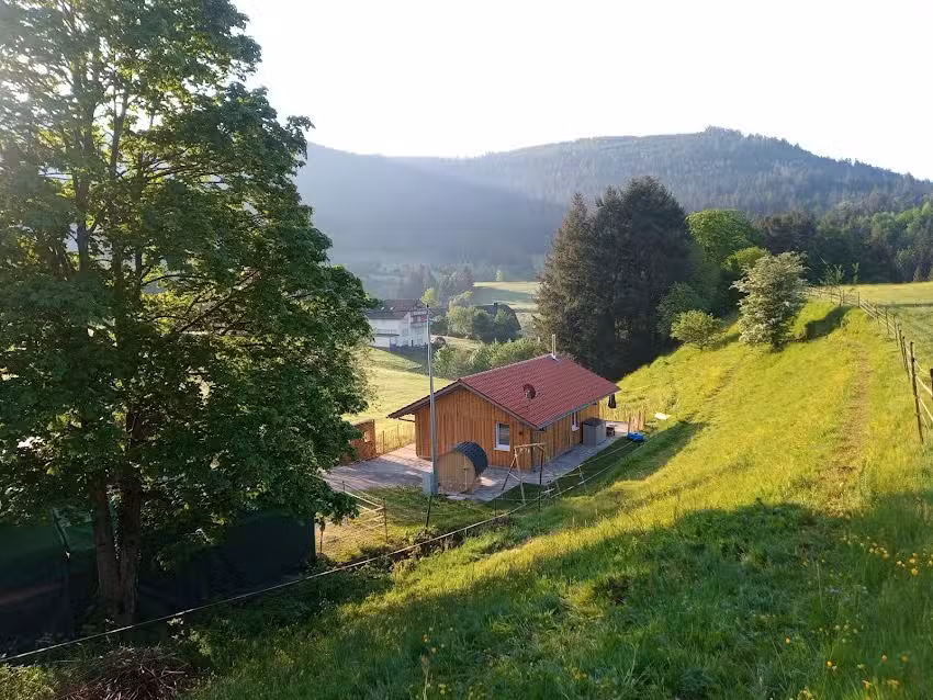 s&acute;heimatgf&uuml;hl, Simone Frey