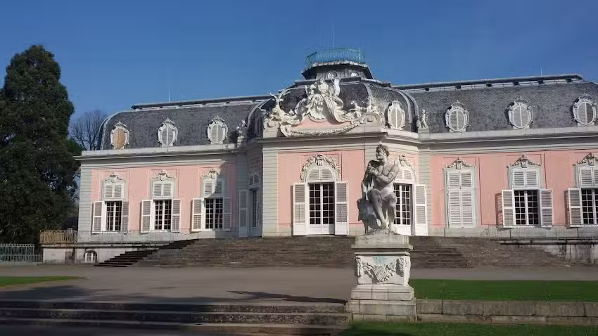 Schloss Hotel Benrath Inh. Ellen Jarnoth-Hulme