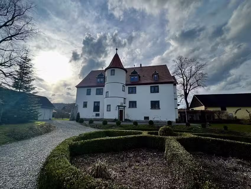 Schlo&szlig; Ro&szlig;dorf