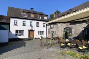 Schultenhof &ndash; Balve
