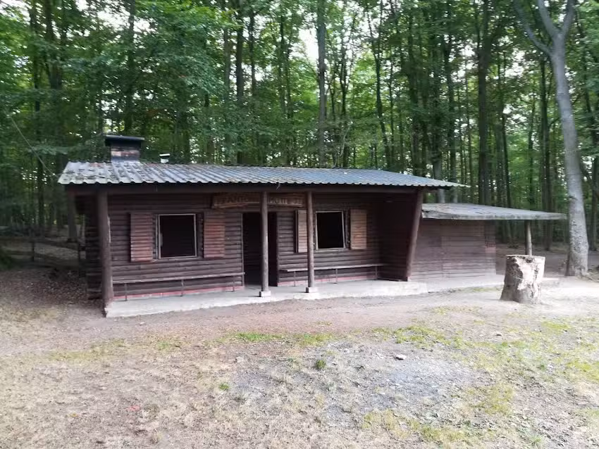 Schutzh&uuml;tte D&uuml;ngenheim