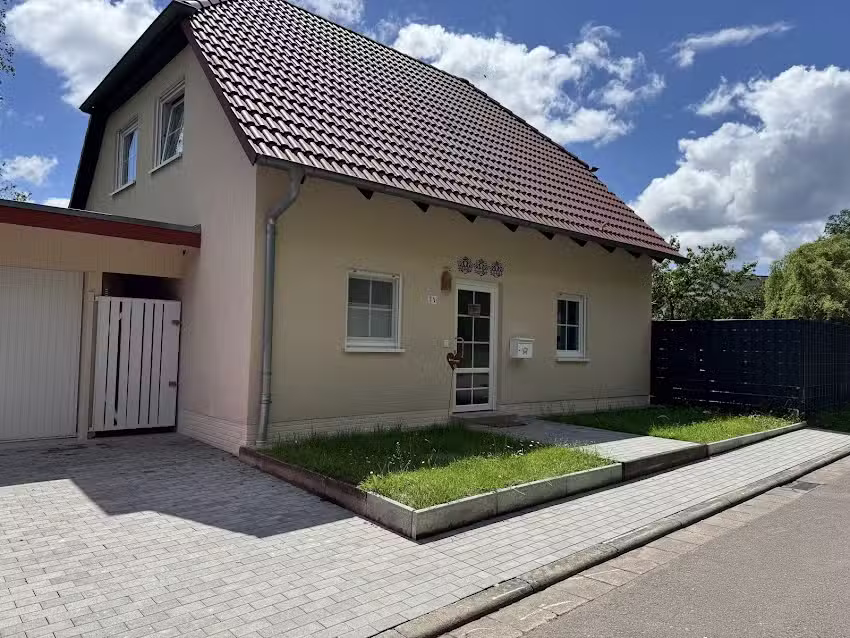 SeeHausLuwiRoyal