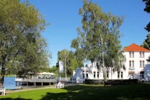 Seehotel Krakow am See