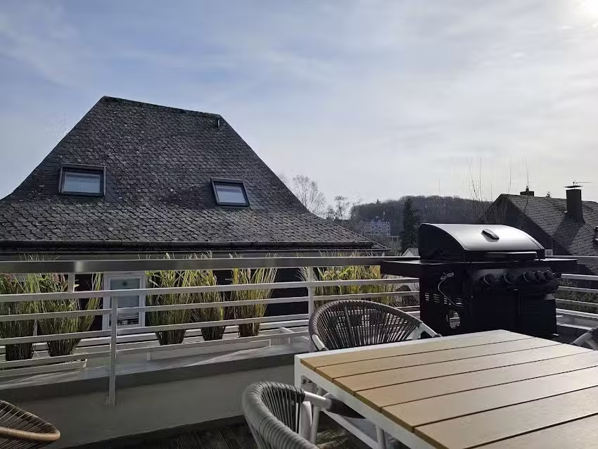 THE HERITAGE &ndash; Maple & Jasper