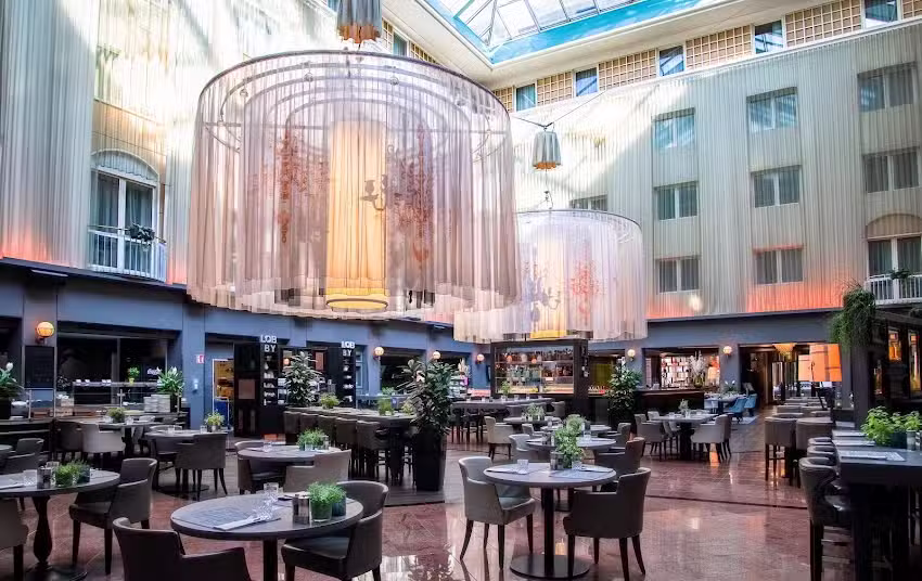 THE LOBBY