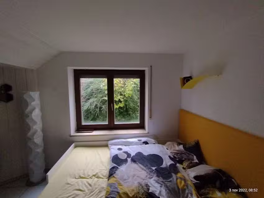 The yellow apartment