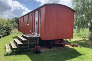 Tinyhouse im Gr&uuml;nen