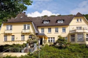 Villa Rosenhof Bad Pyrmont &ndash; Wellcomm-Ferienwohnungen