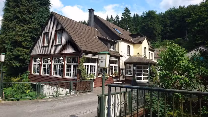 Waldhotel und Restaurant Lemberg &ndash; LUDMILA POLAKOVA
