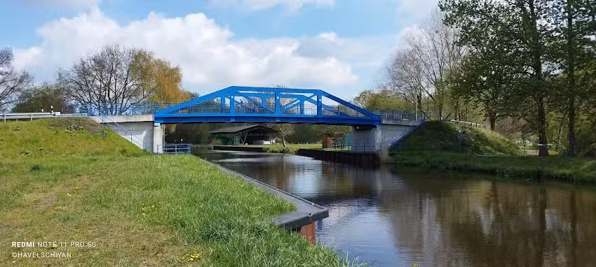 Wasserwanderplatz u. Wohnmobilstellplatz