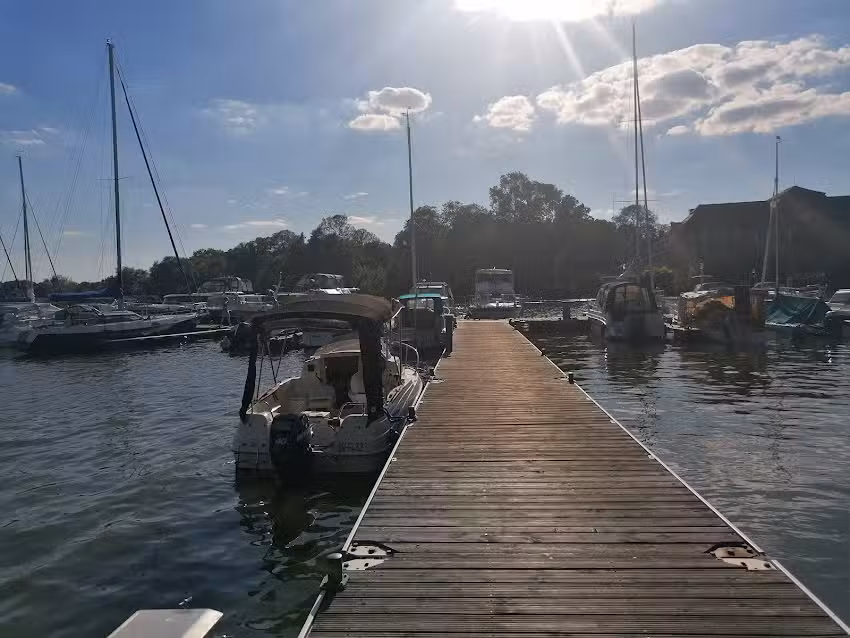 WBF Hafen & Campingplatz Plaue