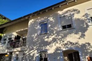 Weingut und G&auml;stehaus J&uuml;rgen Dostert