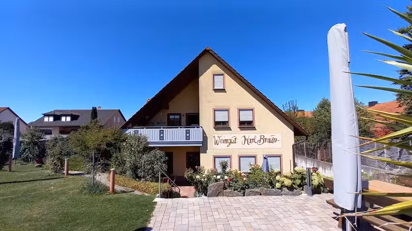 Weingut & Weinterrasse Karl Braun