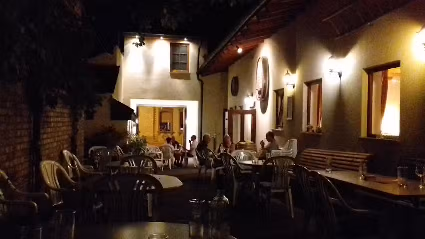 Weinhaus Priester