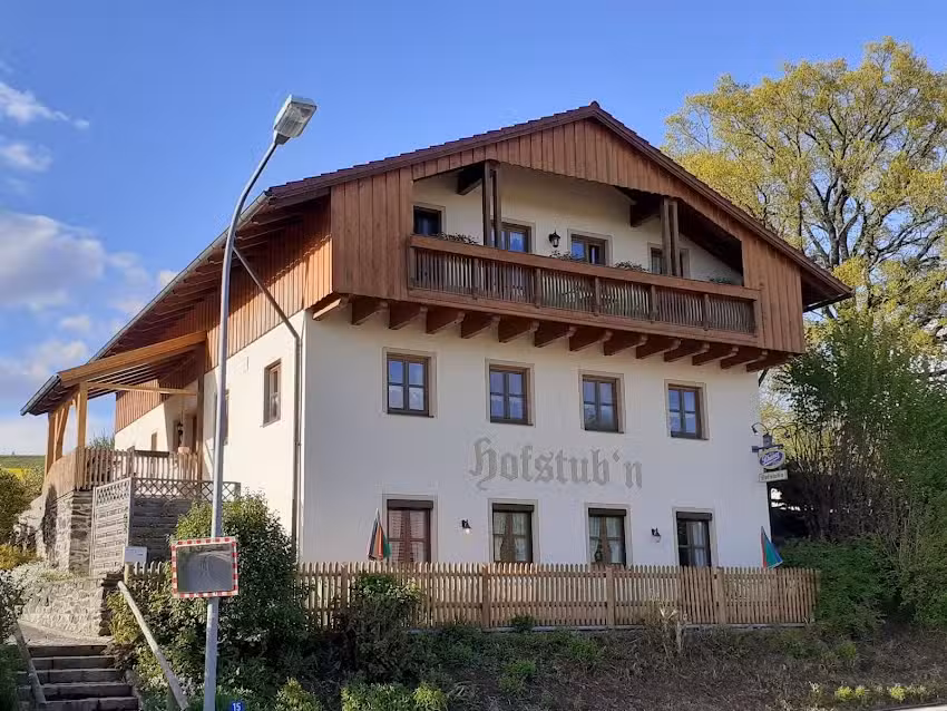 Woferlhof mit Hofstub&rsquo;n