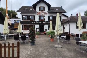 Wohlf&uuml;hlhotel zur Gr&auml;sselm&uuml;hle