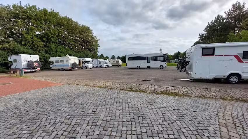Wohnmobilstellplatz am Freizeitbad