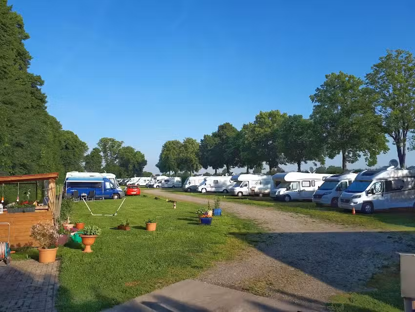 Wohnmobilstellplatz Falkenburg