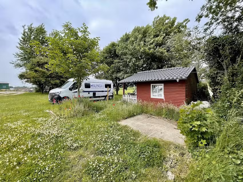 Wohnmobilstellplatz Horstedt &ndash; AlpacaCamping