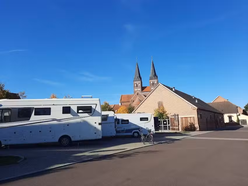 WOHNMOBILSTELLPLATZ KLOSTER JERICHOW
