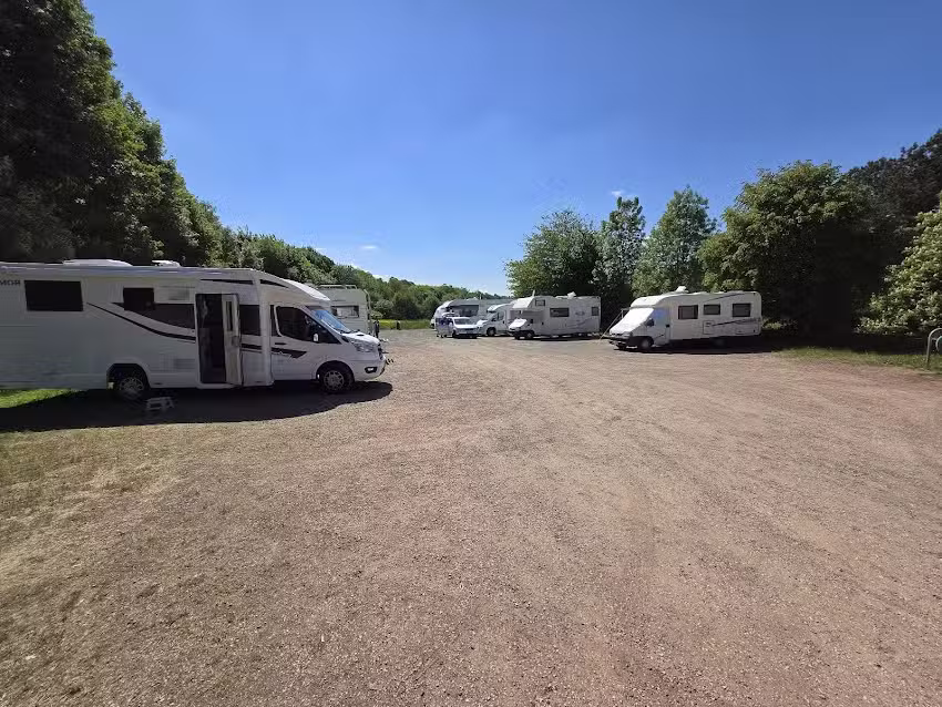 Wohnmobilstellplatz Ottweiler am Wingertsweiher