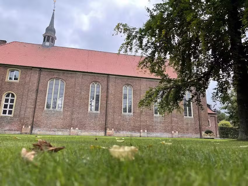 WOHNMOBILSTELLPLATZ ZWILLBROCK