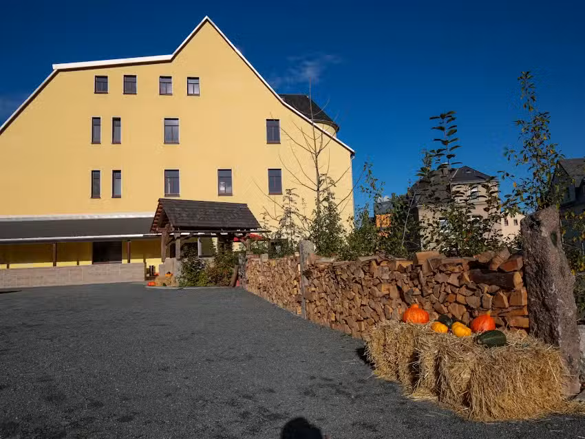 Wurzelrudis Hostel