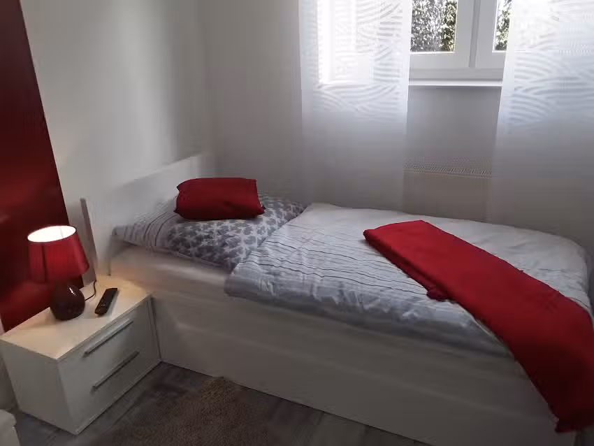 Zimmer oder Wohnung f&uuml;r Monteure