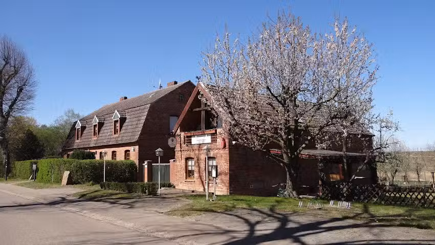 Zum Kirschbaum Herberge