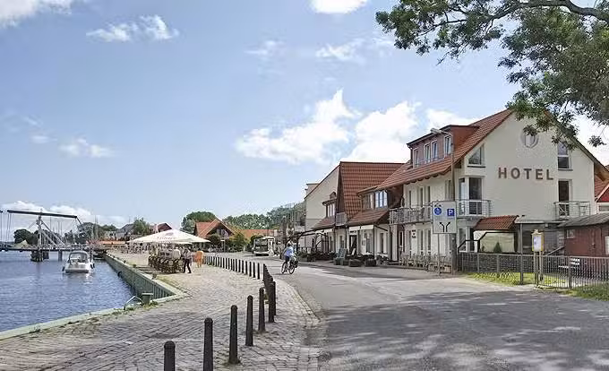 Zur Br&uuml;cke