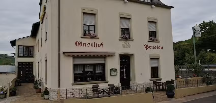 Zur Moselbr&uuml;cke